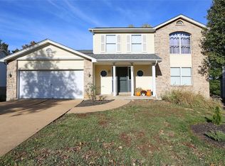 1533 Prehistoric Hill Dr, Imperial, MO 63052