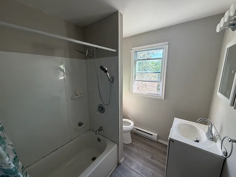 27 Oliver St — Photo 10