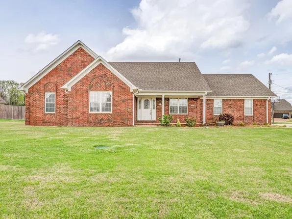 184 Hawthorn Ln, Atoka, TN 38004