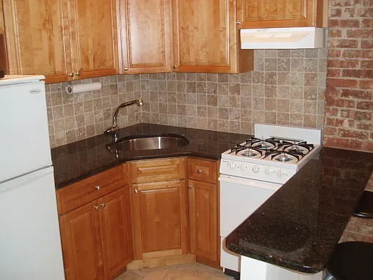 Rented by JK Dansar Corp | media 22