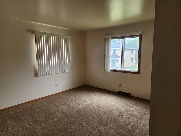 201 W Park Ave #3 — Photo 8