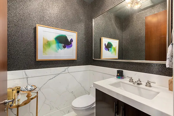 Sold by Douglas Elliman | media 22