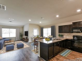 142 Meadow Path, New Braunfels, TX 78130
