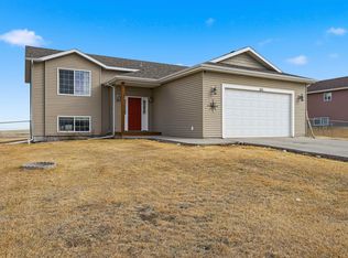 524 Freude Ln, Box Elder, SD 57719