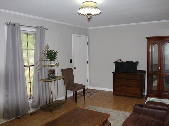 3rd image of 3567 Horseshoe Cir