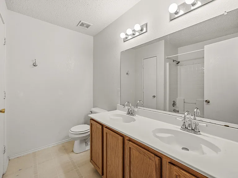 5237 Bedfordshire Dr — Photo 10
