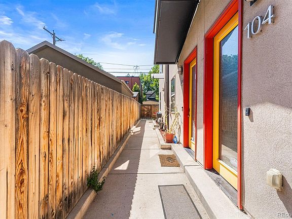 4th image of 1883 Vine Street #105
