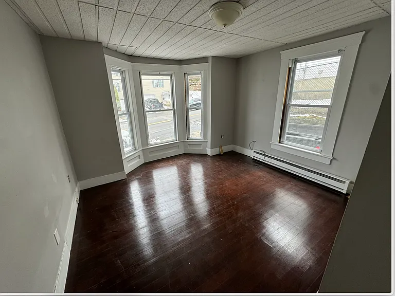 35 High St #1 — Photo 10