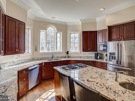 5th image of 40544 Browns Ln