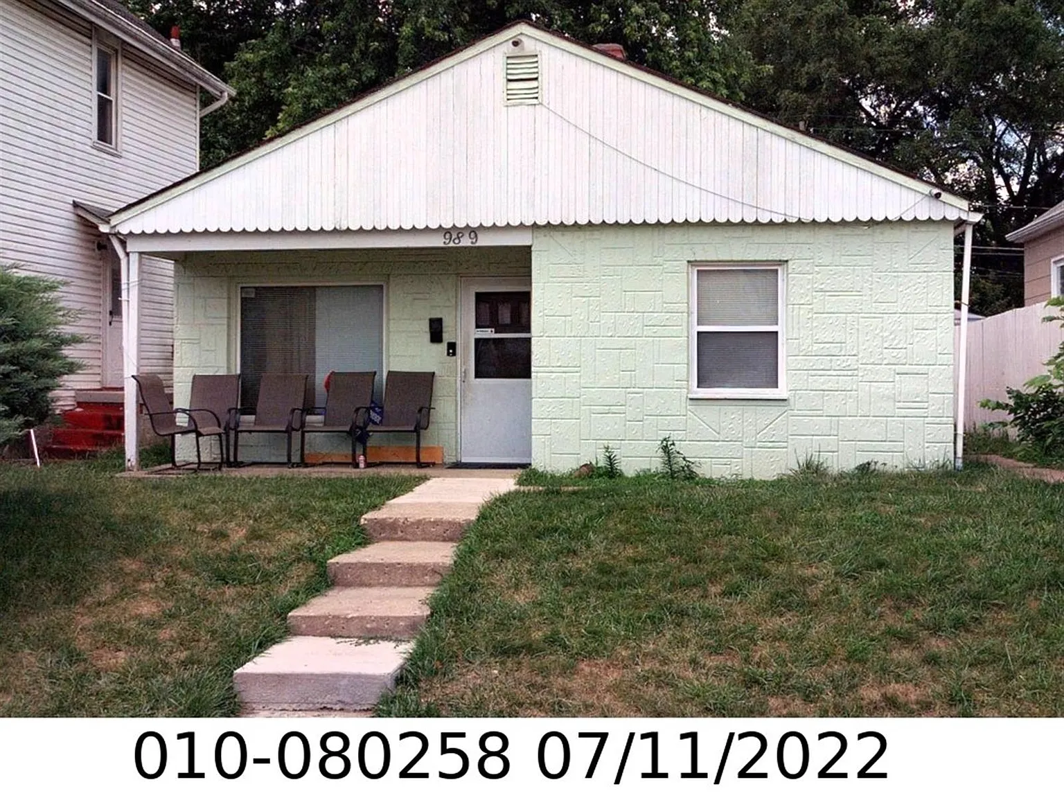 989 Fairwood Ave photo 1
