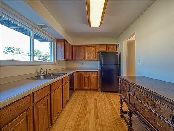 Meal prep and clean will be a breeze in this spacious and bright kitchen.