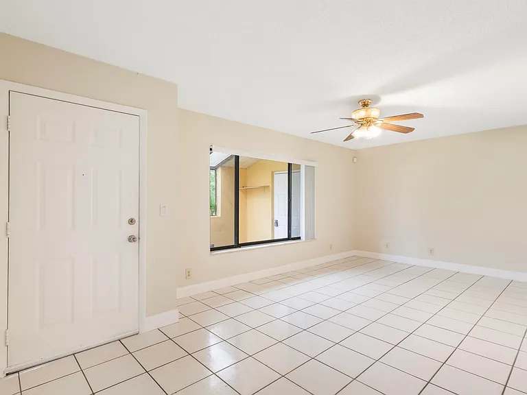 4806 Cherry Rd — Photo 9
