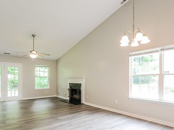 4th image of 3841 Owster Ln