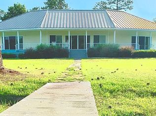 126 Lake Lure Cir, Alma, GA 31510