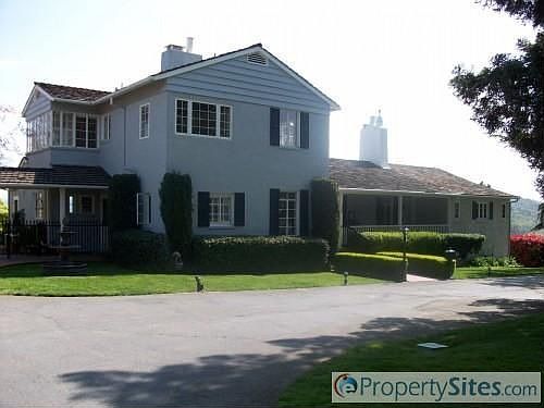 3rd image of 420 Aeolia Dr