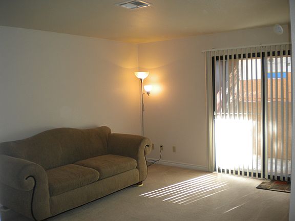 4th image of 2451 N Rainbow Blvd Unit 1015