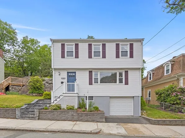 11 Clyde St, Malden, MA 02148