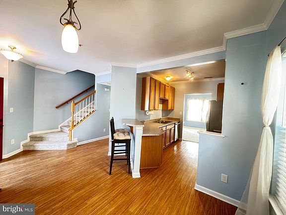 2nd image of 616 Wye Oak Dr