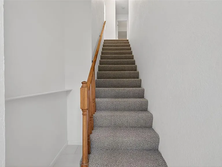 484 Santa Cruz Pl NE #G — Photo 3
