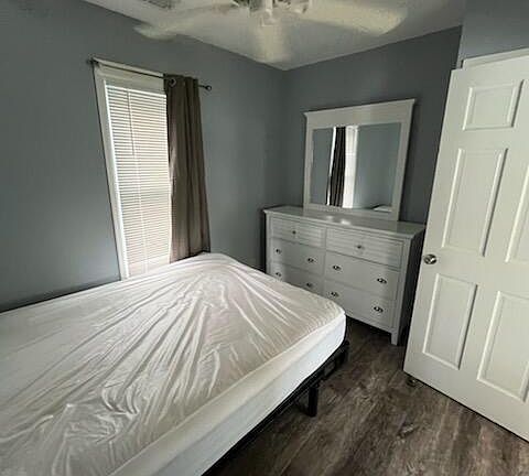 3rd image of 25 L St Unit 2