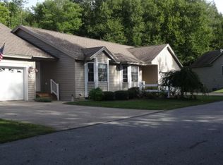 20 Maplevale Rd, East Kingston, NH 03827