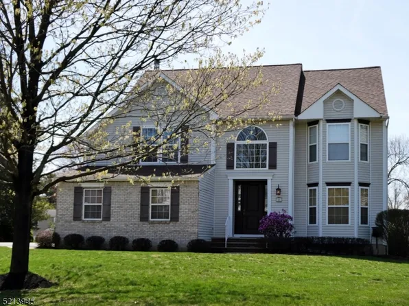 11 Fountain Drive, Franklin Twp., NJ 08873