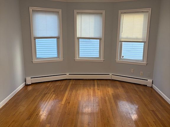 5th image of 23 Waters Ave #1