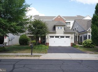 20779 Crescent Pointe Pl, Ashburn, VA 20147