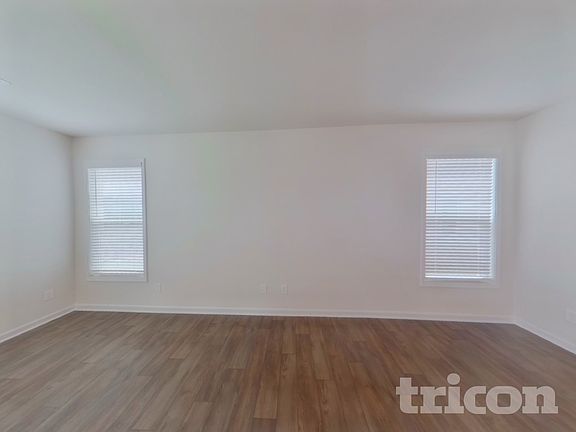 3rd image of 222 Savannah Wood Rd