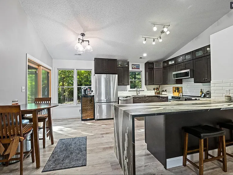 106 Blackfoot Dr — Photo 4