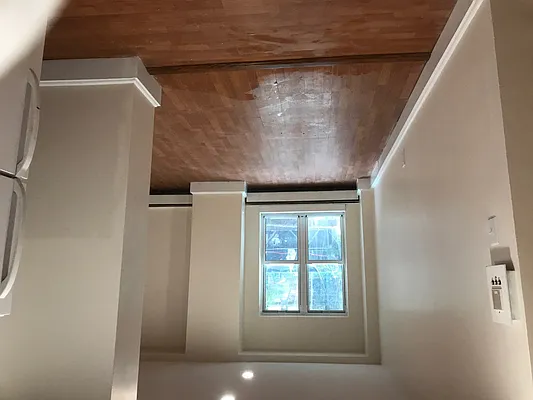 Rented by Metro Net Realty | media 34