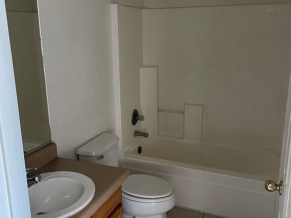 5th image of 2536 N Corinthian Garden Dr #2-4