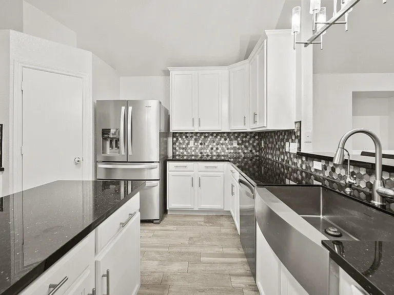 15218 Arnold — Photo 10