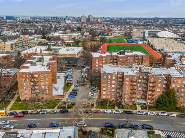 144-55 Melbourne Avenue image 19 of 20