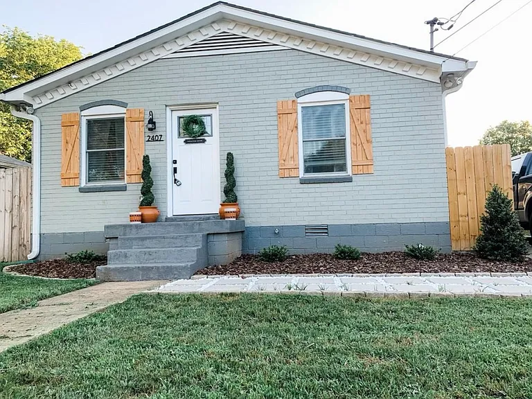 2407 Middle St — Photo 15