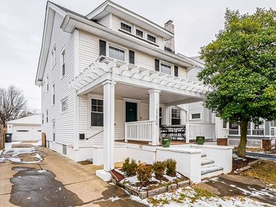 17320 Fries Ave, Lakewood, OH, 44107