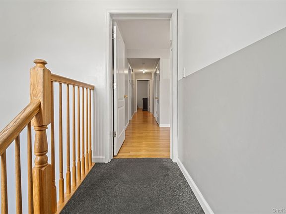 3rd image of 12 Horizon Court #303
