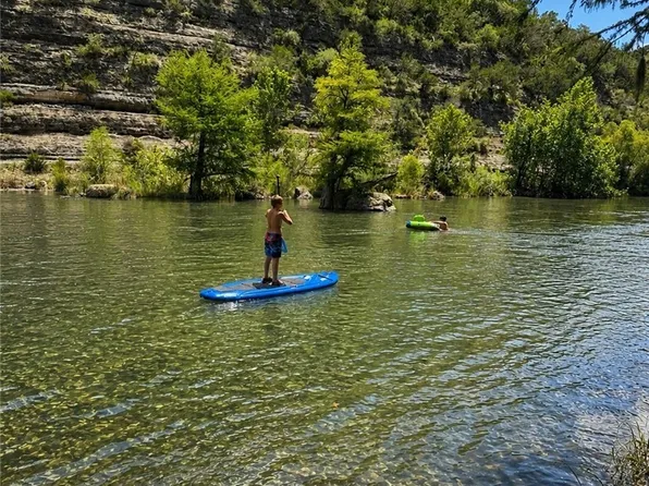 8400 River Rd, New Braunfels, TX 78132