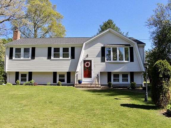 2nd image of 36 Brewster Dr