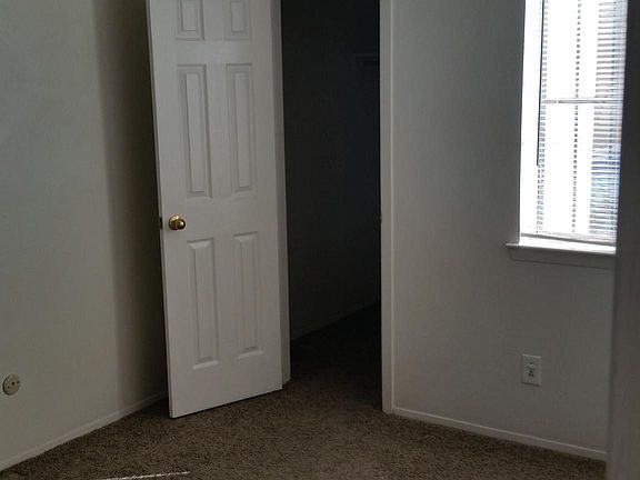 5th image of 2431 Red Sails Dr #B