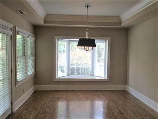 5th image of 3343 Jasper Pl