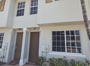 4219 Napoli Lake Dr, Riviera Beach, FL 33410