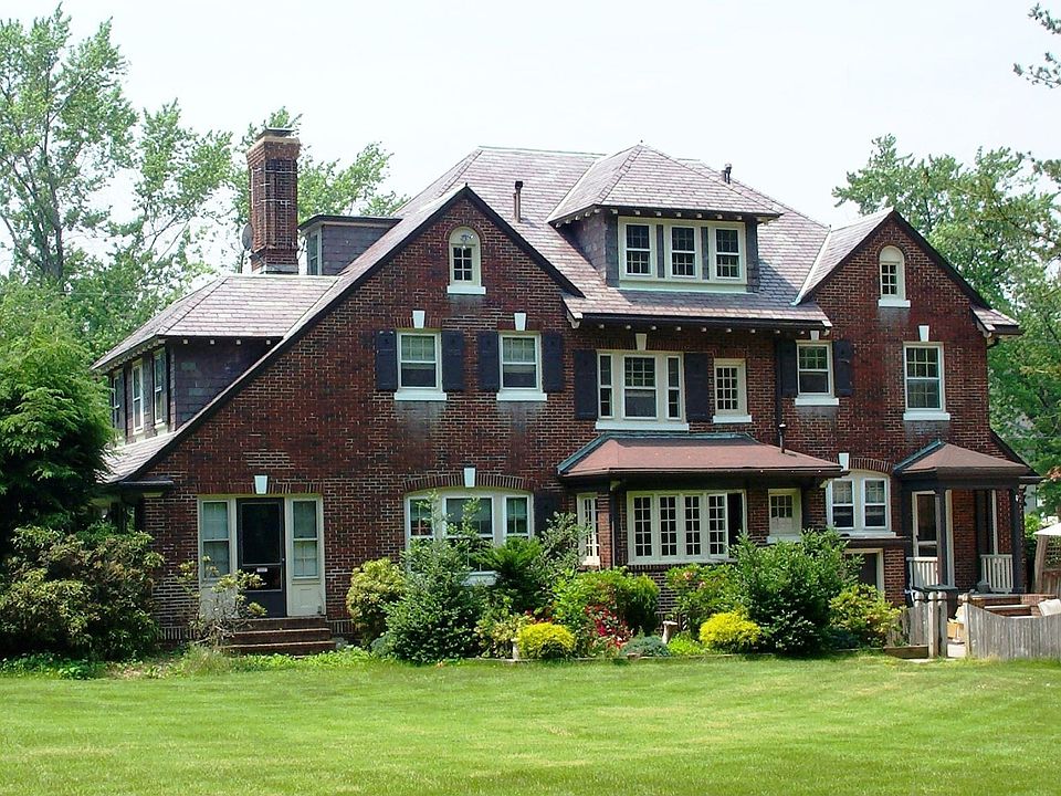 Exterior Back