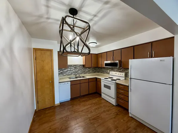 1120 Sunset Blvd, 1120 Sunset Blvd #2, Stevens Pt, WI 54481