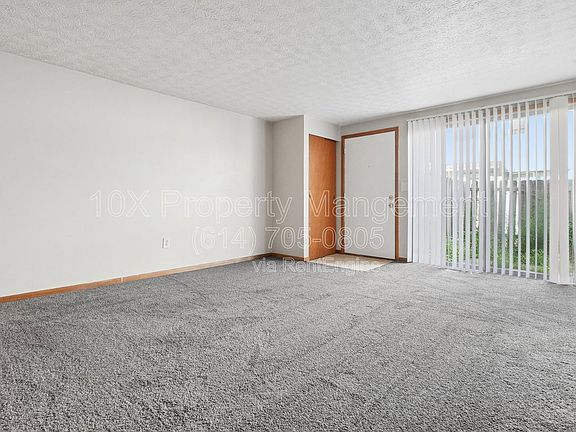 3rd image of 2523 Burgandy Ln