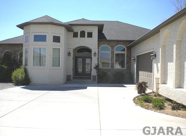 1st image of 2631 New Orchard Ct