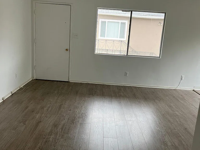 3110 Livonia Ave #6 — Photo 7