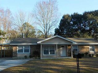 208 1st St, Hardeeville, SC 29927