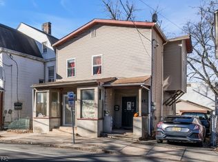 647 Scotland Rd, Orange, NJ 07050