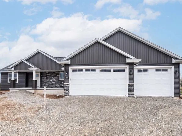 W7035 Jaclyn Ln, Greenville, WI 54942